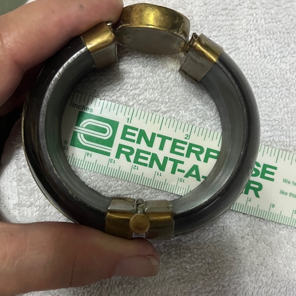 Antique Bracelet - Big & Chunky Ethnic Horn and Carnelian Stone w/ Brass Trim - Picture 7 of 8